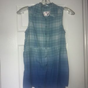 Ombré Blue sleeveless top
